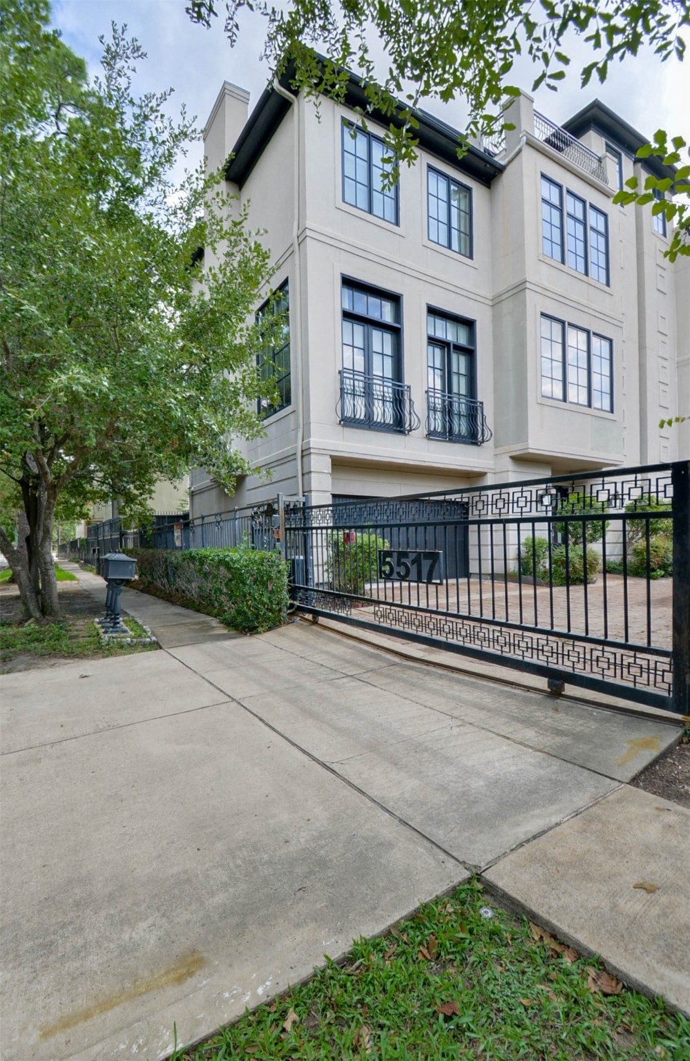 5517 Crawford Street Houston TX 77004