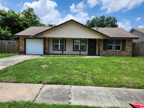 4126 Beran Drive Houston TX 77045