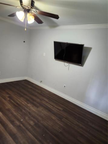 4126 Beran Drive Houston TX 77045