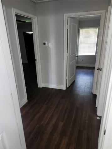 4126 Beran Drive Houston TX 77045