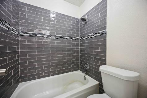 13895 Hollowgreen Drive Houston TX 77082