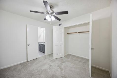 13895 Hollowgreen Drive Houston TX 77082