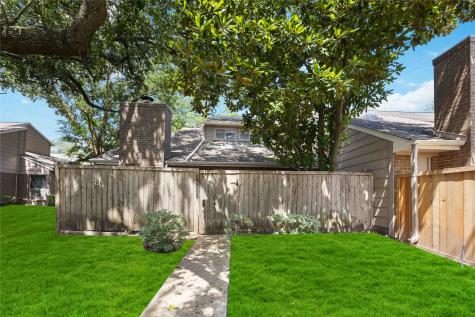13895 Hollowgreen Drive Houston TX 77082