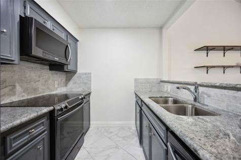 13895 Hollowgreen Drive Houston TX 77082