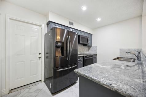 13895 Hollowgreen Drive Houston TX 77082