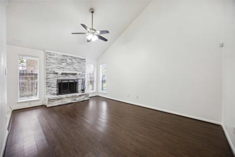 13895 Hollowgreen Drive Houston TX 77082