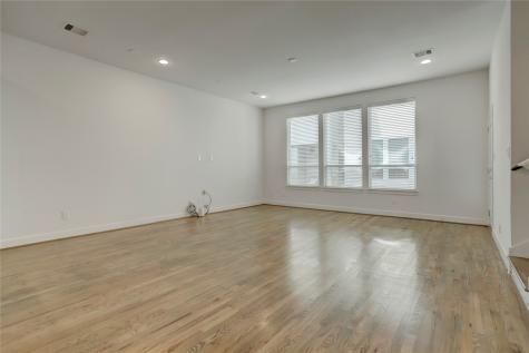 954 W 18th Street Houston TX 77008