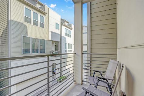 954 W 18th Street Houston TX 77008