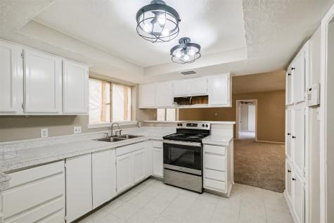 10007 Towne Brook Lane Sugar Land TX 77498