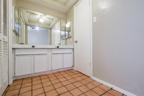 10007 Towne Brook Lane Sugar Land TX 77498