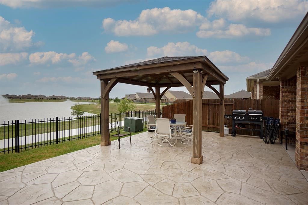 4822 San Valentino Drive Katy TX 77493