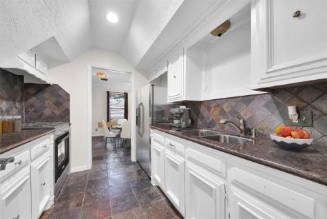 5623 Foresthaven Drive Houston TX 77066