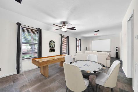 5623 Foresthaven Drive Houston TX 77066