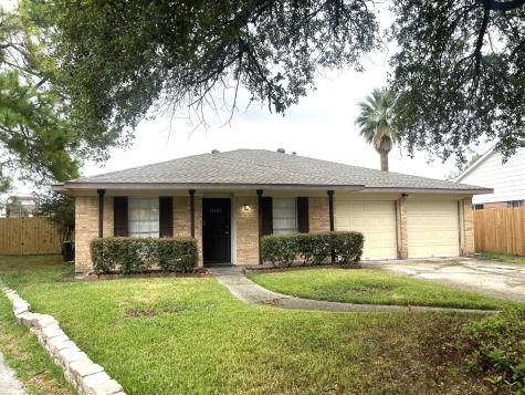 11822 Rowan Lane Houston TX 77072