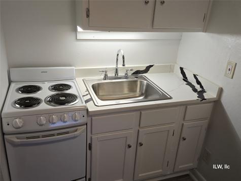 301 Avondale Street 28 Houston TX 77006