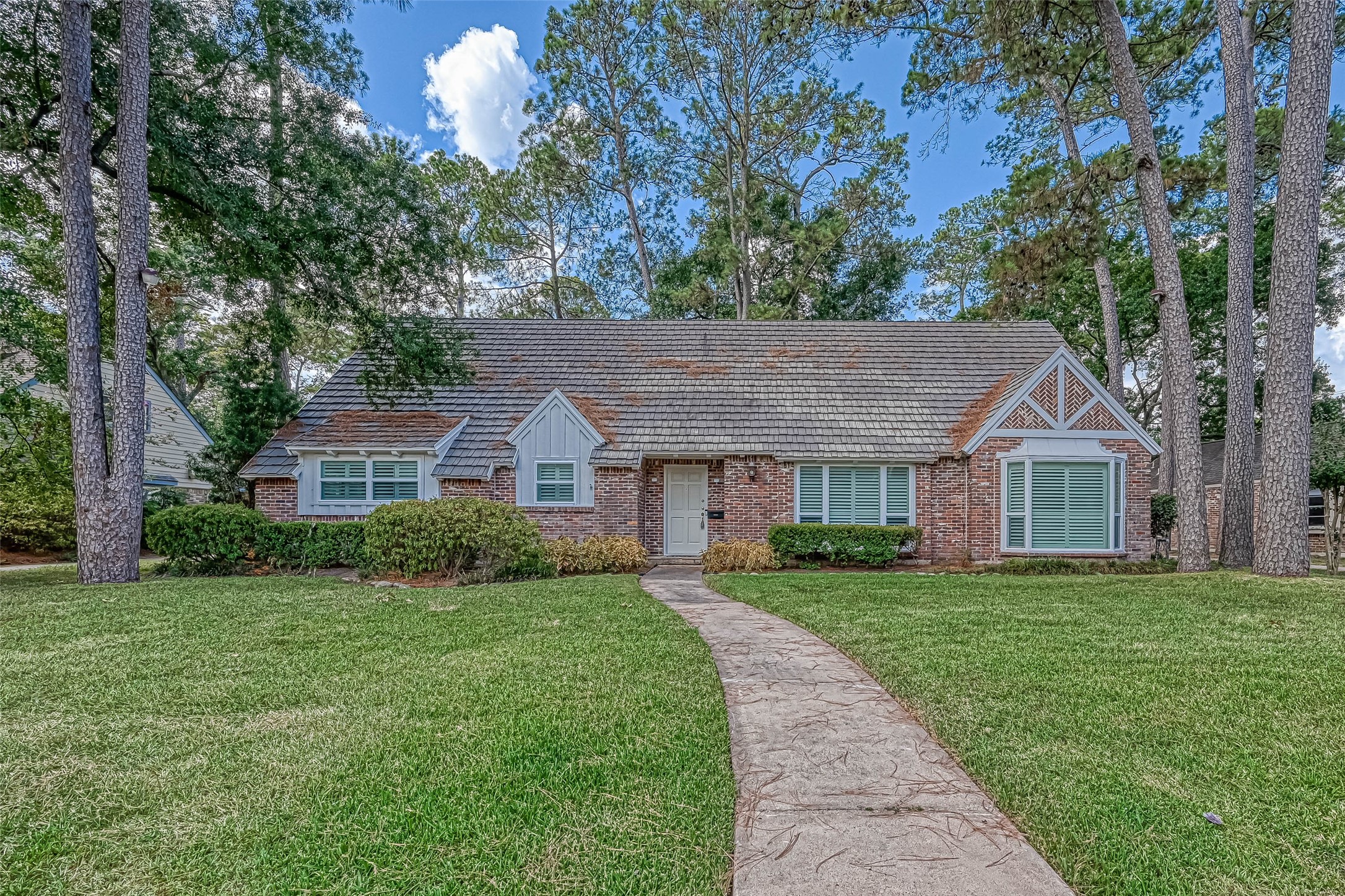 12223 Broken Bough Drive Houston TX 77024