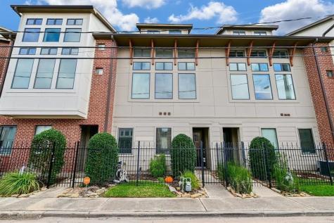 2827 Pease Street Houston TX 77003