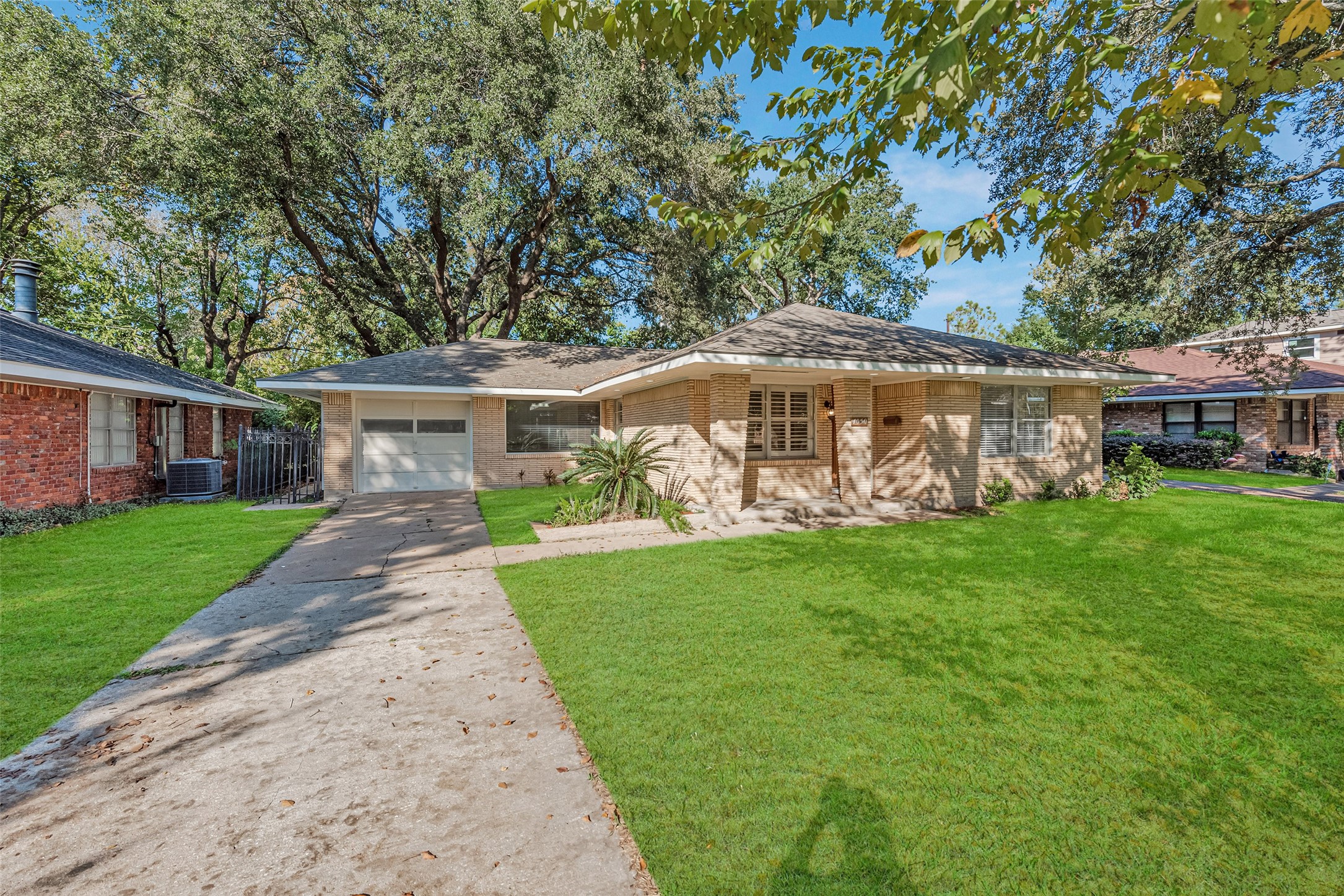 4050 Cheena Drive Houston TX 77025