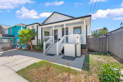 2107 54th Street Galveston TX 77551