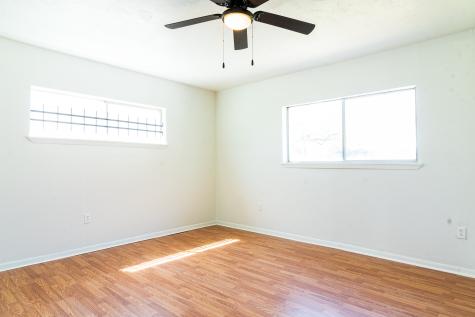 4918 Leffingwell Street Houston TX 77026
