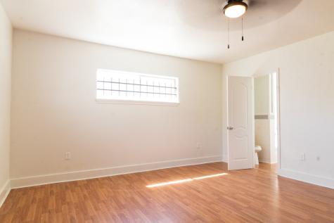 4918 Leffingwell Street Houston TX 77026