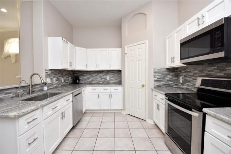 2710 Grants Lake Boulevard K5 Sugar Land TX 77479