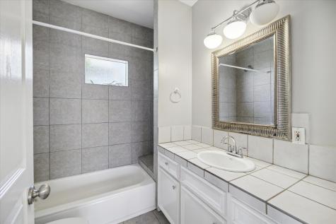 1149 Nicholson Street Houston TX 77008