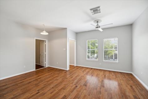 1149 Nicholson Street Houston TX 77008
