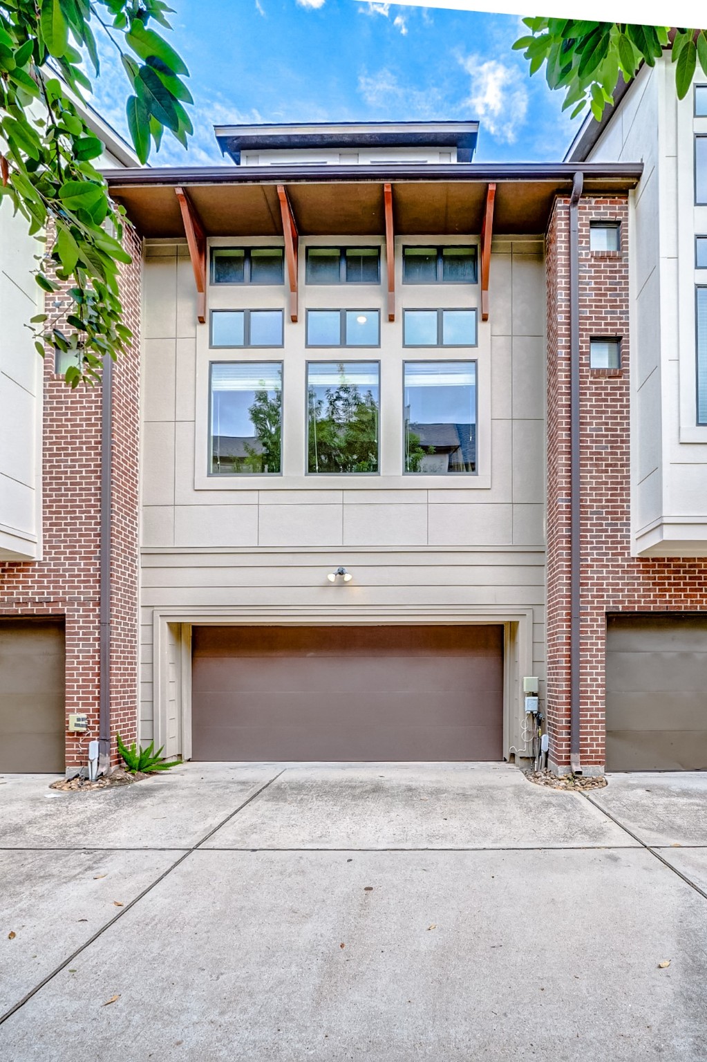 2836 Leeland Street Houston TX 77003