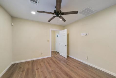 1425 Waco Street Houston TX 77020