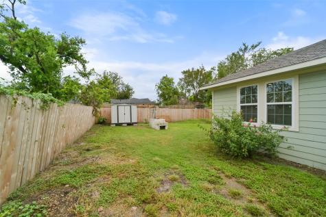1425 Waco Street Houston TX 77020