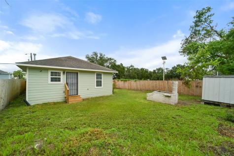 1425 Waco Street Houston TX 77020