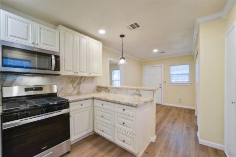 1425 Waco Street Houston TX 77020