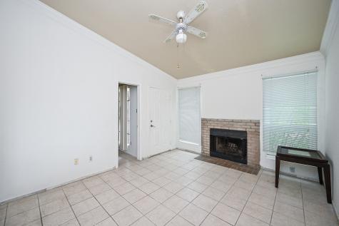 3900 Woodchase Drive 86 Houston TX 77042