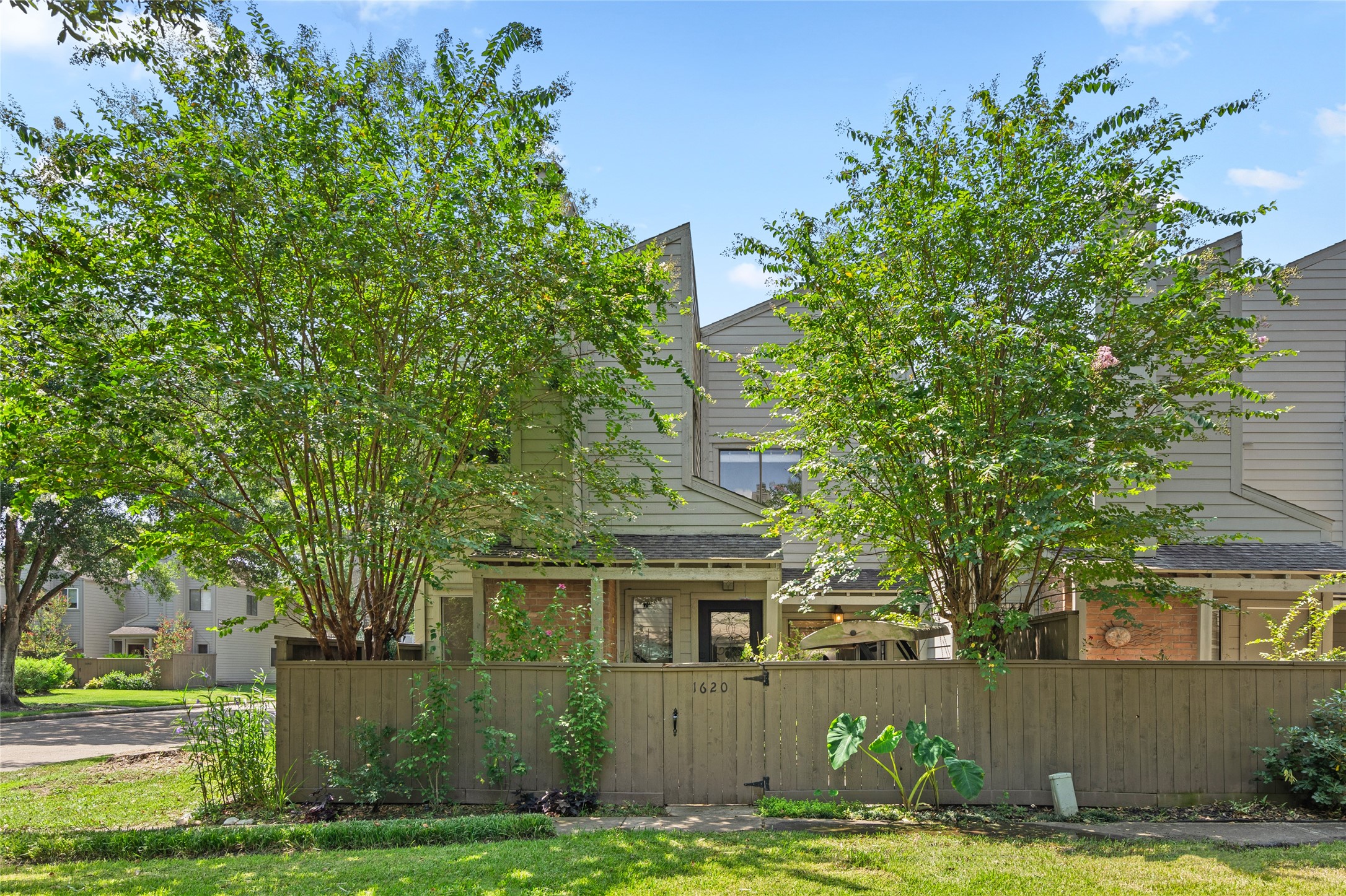 1620 Prairie Grove Drive Houston TX 77077