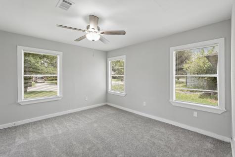 5950 Southington Street Houston TX 77033