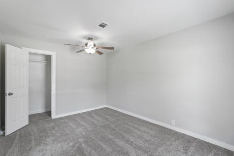 5950 Southington Street Houston TX 77033