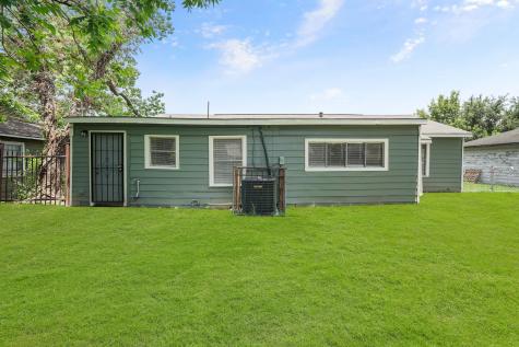 5950 Southington Street Houston TX 77033