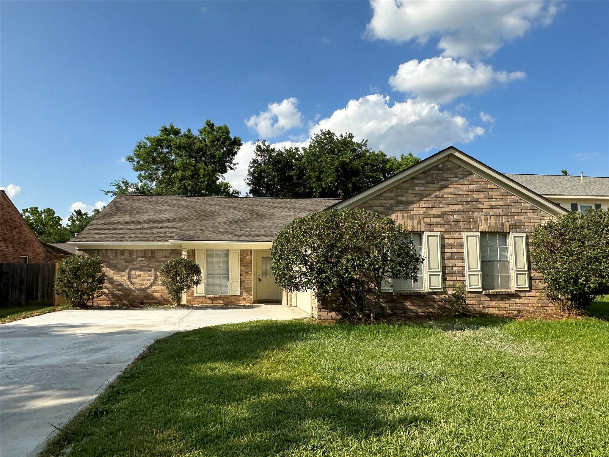 3319 Green Fields Drive Sugar Land TX 77479