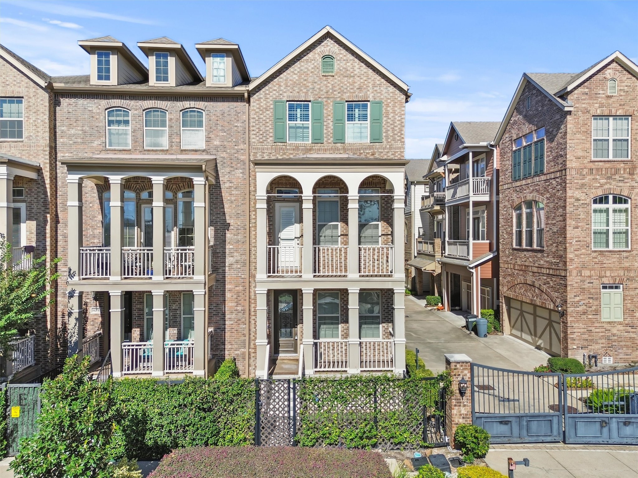 1621 W 23rd Street D Houston TX 77008