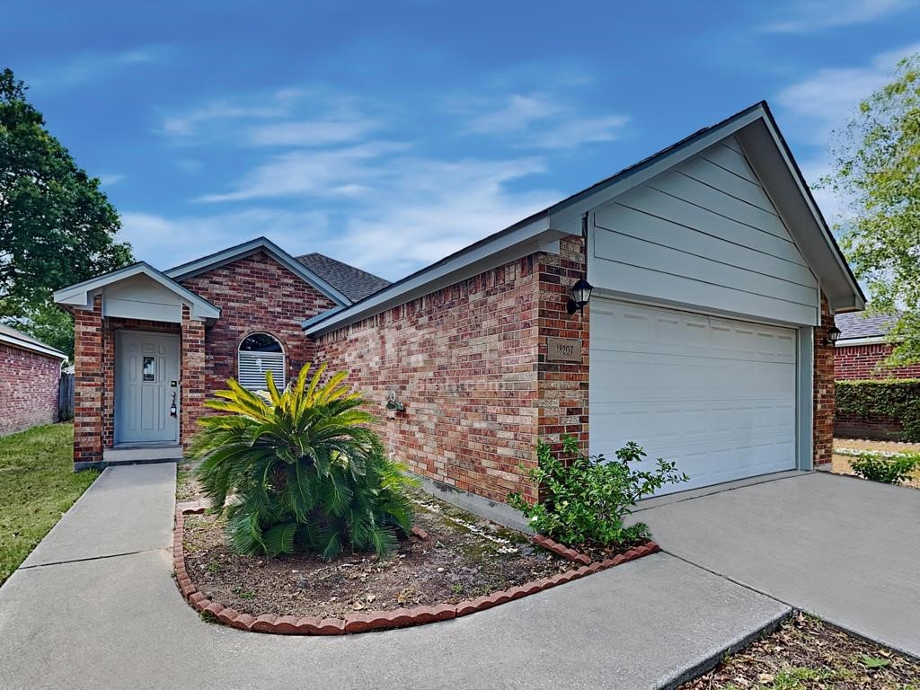 18207 Beaverdell Drive Tomball TX 77377
