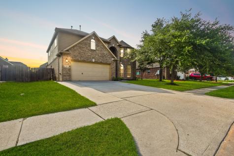 809 Irish Maple Street Seabrook TX 77586