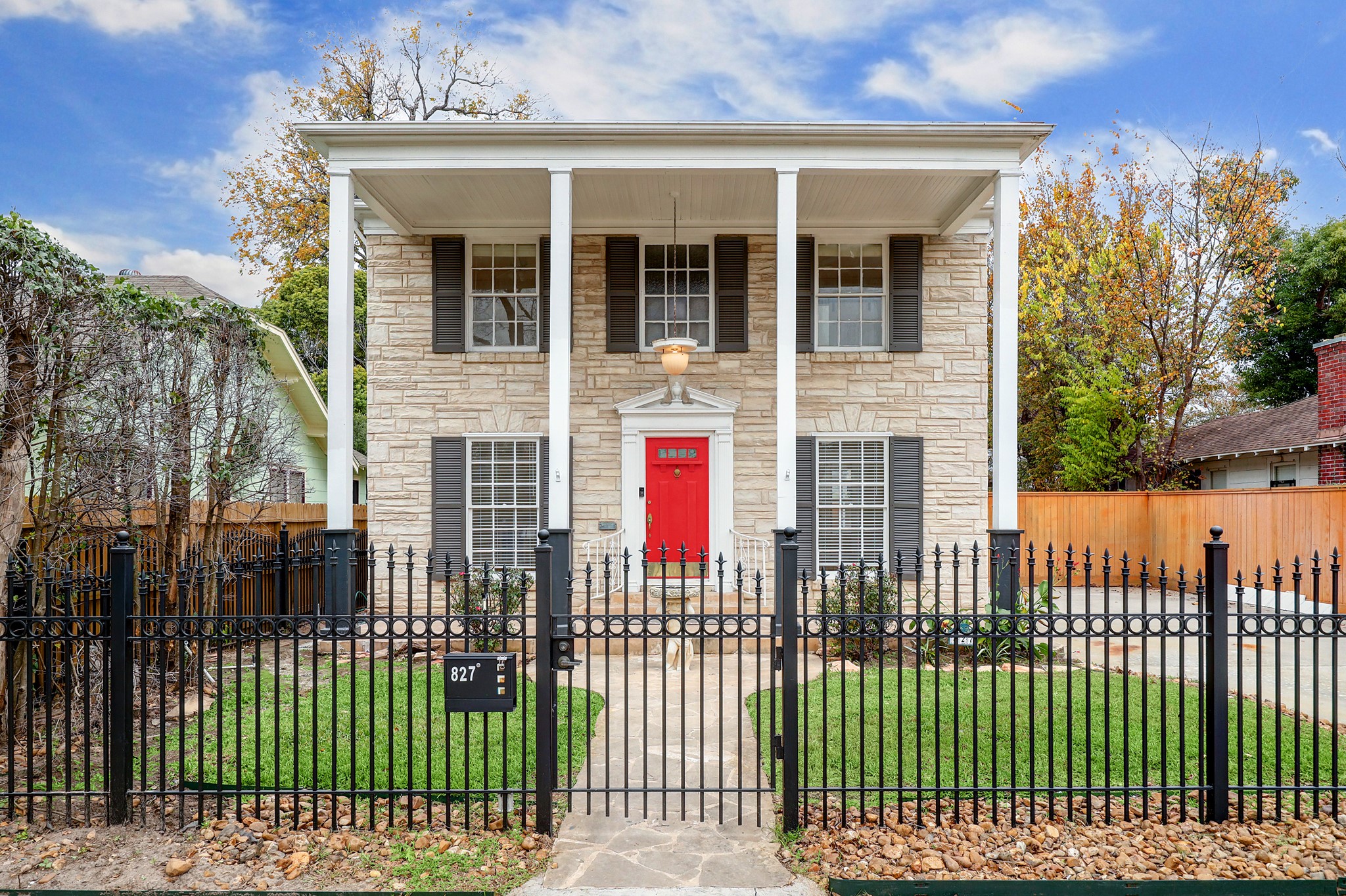 827 Le Green Street Houston TX 77008