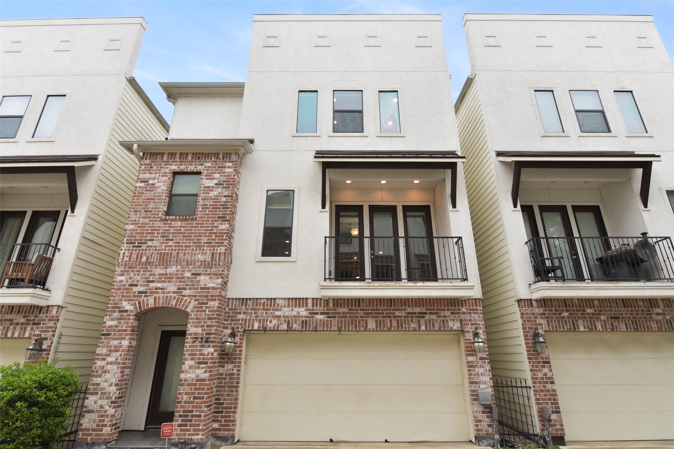 734 W 24th Street Houston TX 77008