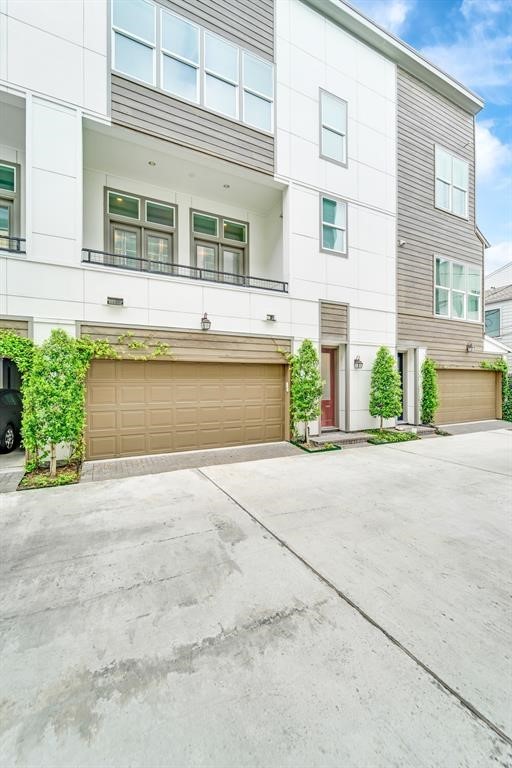 9620 Riddlewood Lane Houston TX 77025