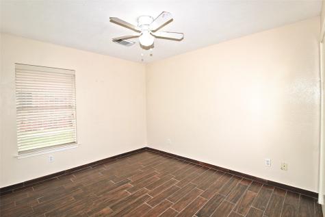 16510 Lazy Ridge Road Houston TX 77053