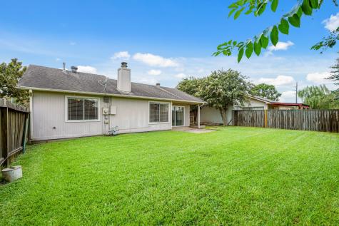 2911 Garden Lane Sugar Land TX 77479