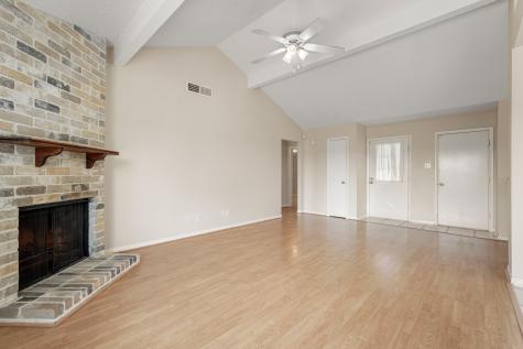 2911 Garden Lane Sugar Land TX 77479