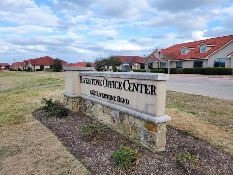 4502 Riverstone Boulevard 1104 Missouri City TX 77459