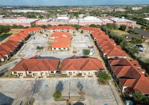 4502 Riverstone Boulevard 1104 Missouri City TX 77459